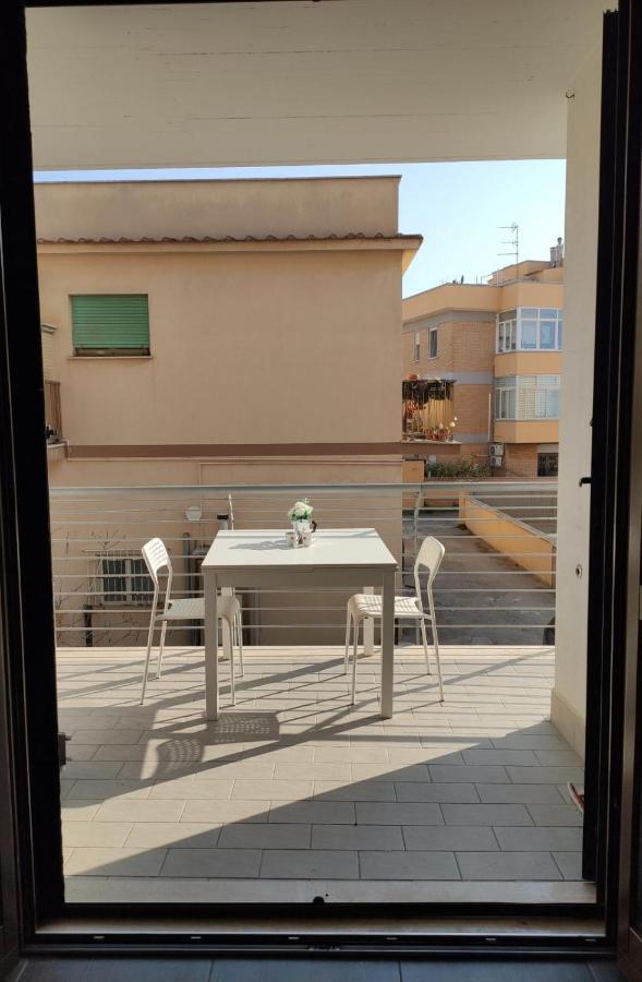 Darsena Lux Apartment Фьюмичино Экстерьер фото