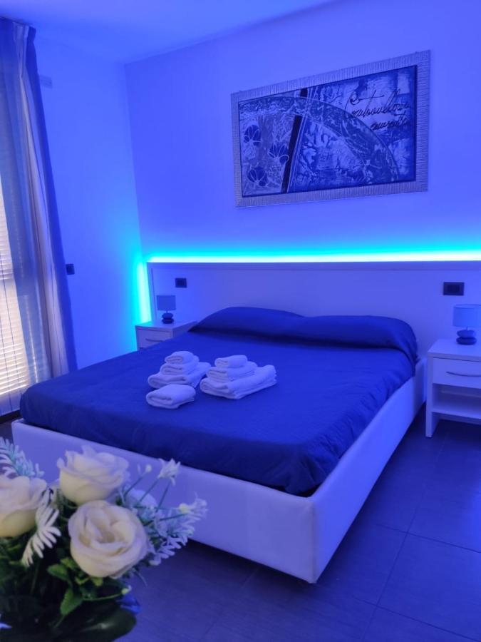 Darsena Lux Apartment Фьюмичино Экстерьер фото